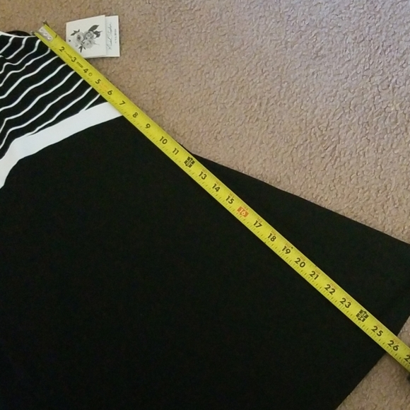 Black/white dress NWT - Picture 2 of 5